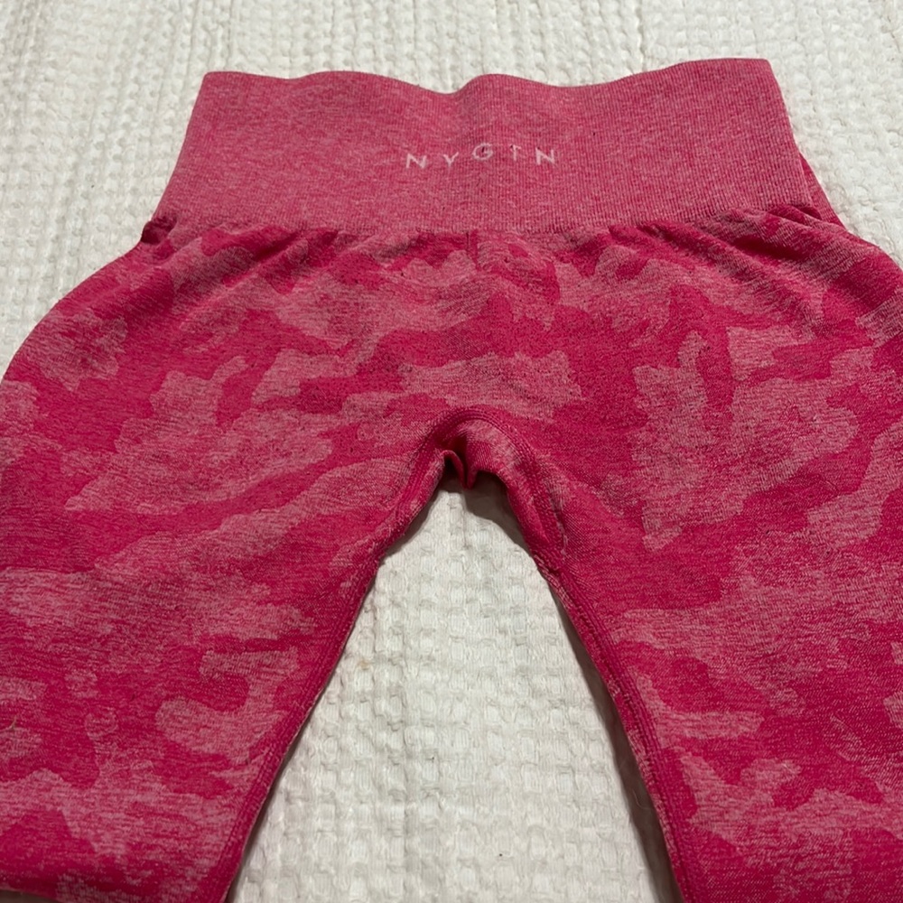NVGTN leggings